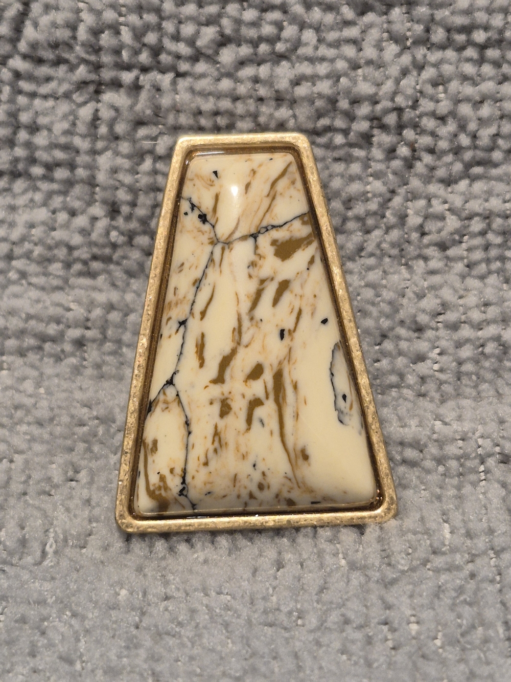 Gold-Trimmed Cream and Brown Marbled Pendant